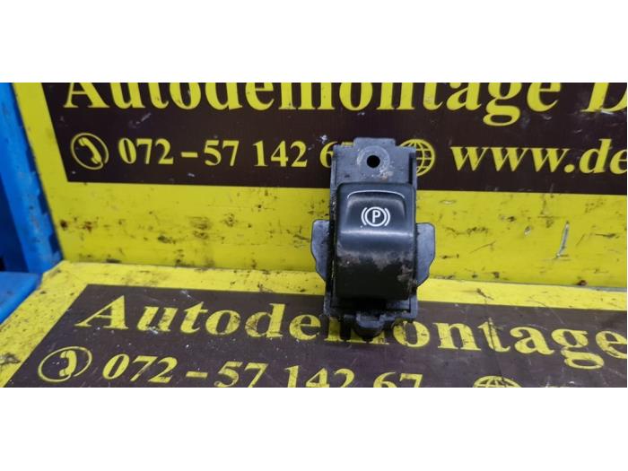 Gebrauchte Handbremse Schalter Opel Insignia Mk.I 1.8 Ecotec 16V Preis € 7,50 Margenregelung angeboten von autodemontage denollen
