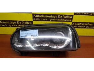 Używane Reflektor lewy Volkswagen Golf III (1H1) 1.6 i Cena € 50,00 Procedura marży oferowane przez de Nollen autorecycling