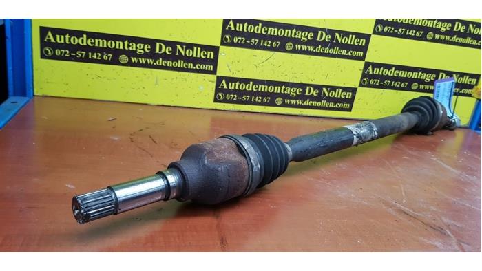 Front drive shaft, right from a Citroën C3 (SC) 1.4 HDi 2011