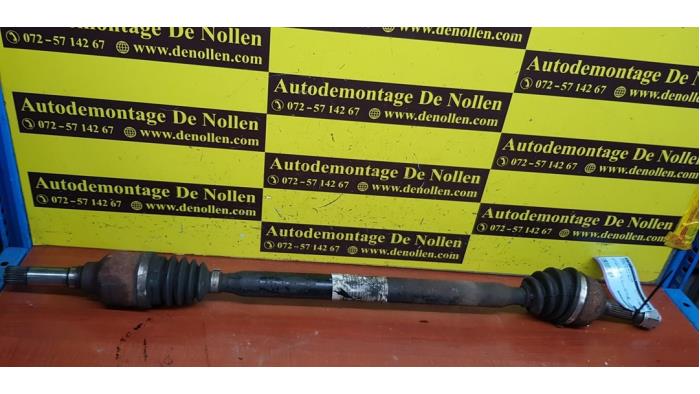 Front drive shaft, right from a Citroën C3 (SC) 1.4 HDi 2011
