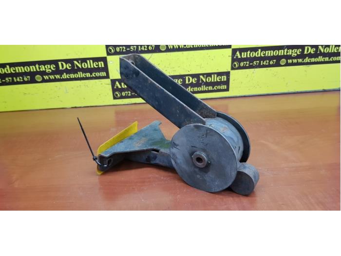 Used Engine mount Suzuki Swift (ZA/ZC/ZD1/2/3/9) 1.3 VVT 16V Price € 35,00 Margin scheme offered by autodemontage denollen