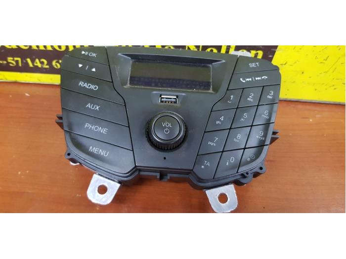 Radio d'un Ford Transit Custom 2.2 TDCi 16V 2018