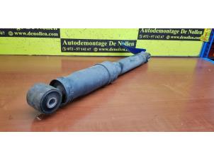 Used Rear shock absorber rod, left Renault Trafic New (FL) 2.5 dCi 16V 145 Price € 50,00 Margin scheme offered by de Nollen autorecycling