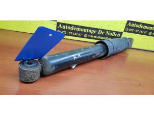 Used Rear shock absorber rod, right Renault Trafic New (FL) 2.5 dCi 16V 145 Price € 50,00 Margin scheme offered by de Nollen autorecycling
