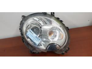 Used Headlight, left Mini Mini Open (R57) 1.6 16V Cooper S Price € 250,00 Margin scheme offered by de Nollen autorecycling