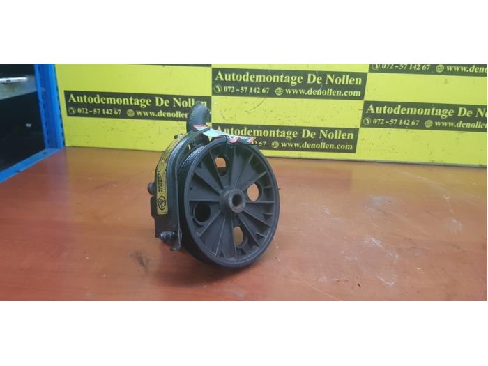 Usagé Pompe de direction Fiat Stilo (192A/B) 1.8 16V 3-Drs. Prix € 50,00 Règlement à la marge proposé par autodemontage denollen