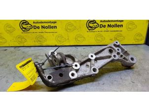 Used Front wishbone support, left Seat Leon (1P1) 2.0 TFSI FR 16V Price € 30,00 Margin scheme offered by de Nollen autorecycling