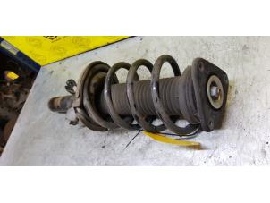 Used Front shock absorber rod, left Ford Focus 3 2.0 ST EcoBoost 16V Price on request offered by de Nollen autorecycling
