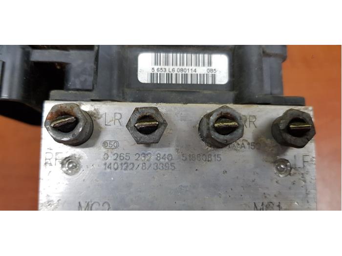 Begagnade ABS-pump Fiat 500 (312) 1.2 Pris € 71,00 Marginaltabell erbjuds av autodemontage denollen