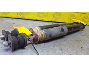 Used Shock absorber kit Smart Fortwo Coupé (453.3) 0.9 TCE 12V Price € 121,00 Inclusive VAT offered by de Nollen autorecycling