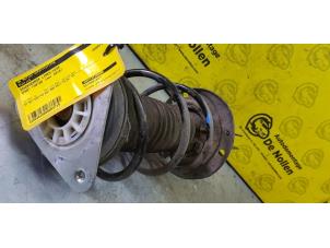 Used Fronts shock absorber, left Smart Fortwo Coupé (453.3) 0.9 TCE 12V Price € 96,80 Inclusive VAT offered by de Nollen autorecycling
