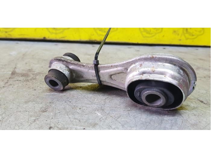 Used Engine mount Smart Fortwo Coupé (453.3) 0.9 TCE 12V Price € 42,35 Inclusive VAT offered by autodemontage denollen