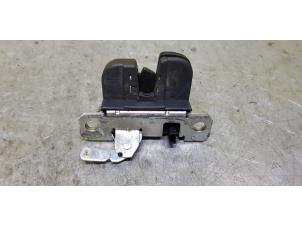 Used Boot lid lock mechanism Seat Ibiza III (6L1) 1.4 16V 100 Price € 20,00 Margin scheme offered by de Nollen autorecycling
