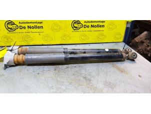Used Front shock absorber rubber, right Ford Fiesta 6 (JA8) 1.0 EcoBoost 12V 100 Price € 60,50 Inclusive VAT offered by de Nollen autorecycling