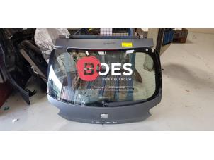 Używane Tylna klapa Seat Ibiza IV (6J5) 1.2 TDI Ecomotive Cena € 75,00 Procedura marży oferowane przez de Nollen autorecycling