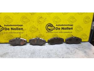 Used Front brake pad Renault Trafic New (FL) 2.0 dCi 16V 115 Price € 20,00 Margin scheme offered by de Nollen autorecycling