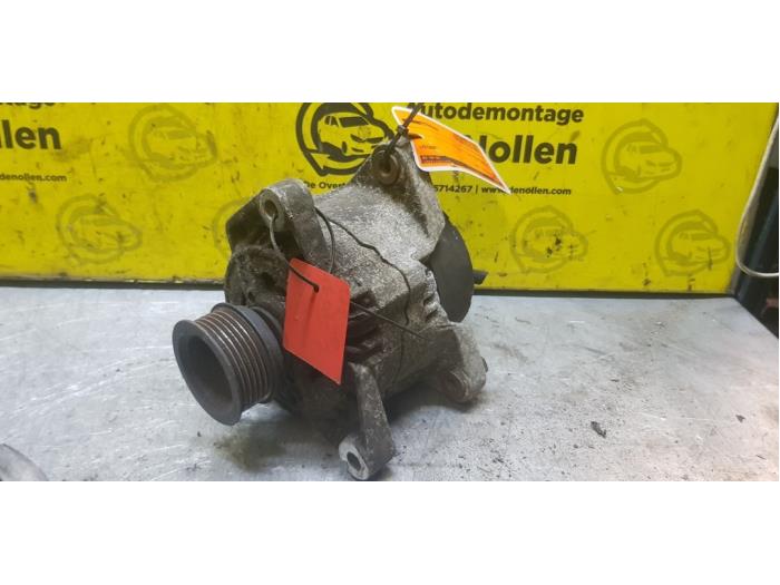 Begagnade Dynamo BMW 3 serie (E36/4) 318i Pris € 40,00 Marginaltabell erbjuds av autodemontage denollen