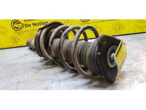 Used Fronts shock absorber, left Ford Focus 3 1.0 Ti-VCT EcoBoost 12V 100 Price € 50,00 Margin scheme offered by de Nollen autorecycling