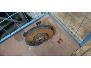 Used Front brake calliper, right Volkswagen Transporter T6 2.0 TDI DRF Price € 151,25 Inclusive VAT offered by de Nollen autorecycling