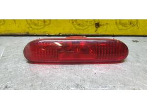 Begagnade Tredje bromsljus Mini Mini (F55) 1.5 12V Cooper Pris € 42,35 Inklusive moms erbjuds av de Nollen autorecycling