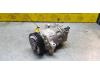 Air conditioning pump from a Volkswagen Polo V (6R) 1.2 TSI 16V BlueMotion Technology 2017