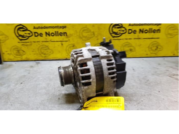 Dynamo van een Mercedes-Benz B (W246/W242) 1.5 B-180 CDI,d 16V 2015