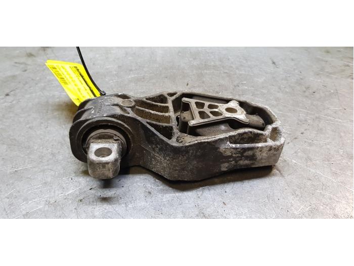 Used Engine mount Mercedes B (W246/W242) 1.5 B-180 CDI,d 16V Price € 45,00 Margin scheme offered by autodemontage denollen