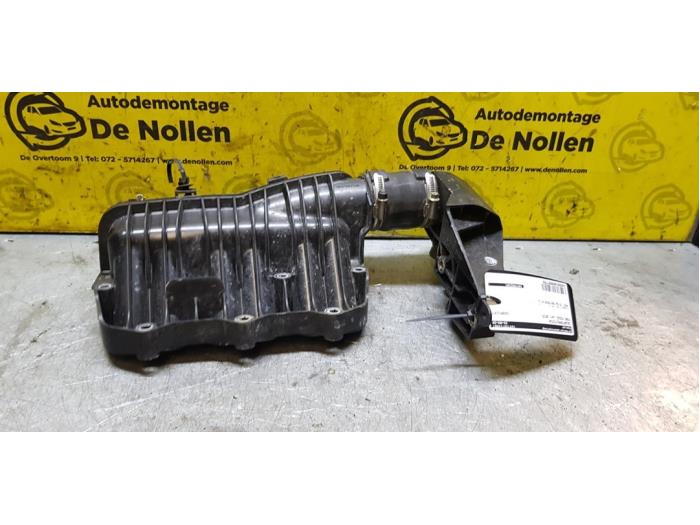 Gebrauchte Ansaugbrugge Ford Focus 3 1.0 Ti-VCT EcoBoost 12V 100 Preis € 42,50 Margenregelung angeboten von autodemontage denollen