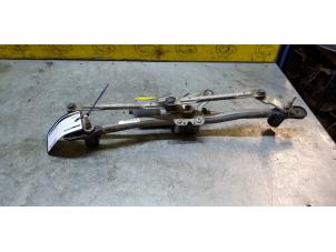 Used Wiper motor + mechanism Fiat Croma (194) 1.8 MPI 16V Price € 60,50 Inclusive VAT offered by de Nollen autorecycling