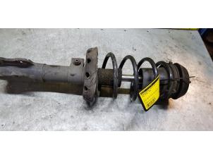 Used Front shock absorber rod, right Opel Astra G Caravan (F35) 1.8 16V Price € 40,00 Margin scheme offered by de Nollen autorecycling