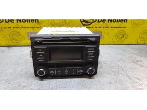Used Radio CD player Kia Rio III (UB) 1.1 CRDi VGT 12V Price € 75,00 Margin scheme offered by de Nollen autorecycling