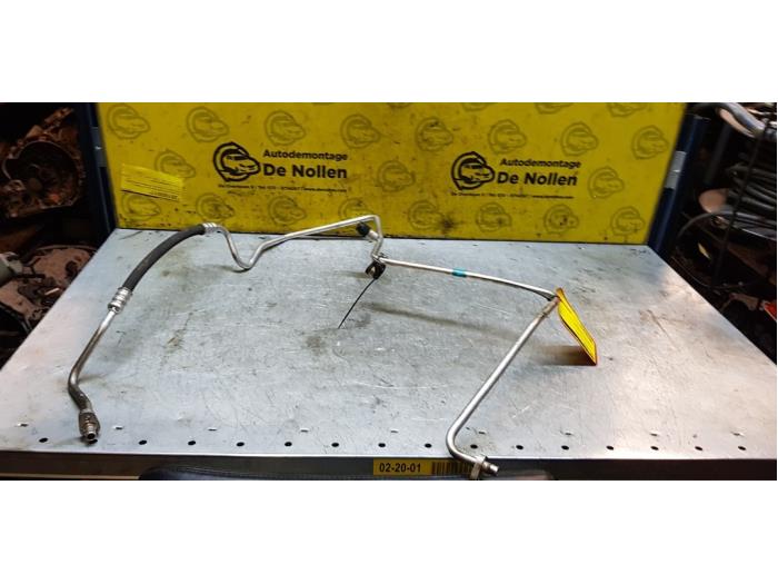 Air conditioning line Dacia Duster 1.5 dCi 4x4 - 924406088R