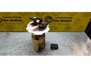 Usados Bomba eléctrica de combustible Chevrolet Kalos (SF69) 1.4 Precio € 40,00 Norma de margen ofrecido por de Nollen autorecycling