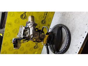 Used Electric power steering servo kit (complete) Renault Clio II (BB/CB) 1.2 16V Price € 125,00 Margin scheme offered by de Nollen autorecycling