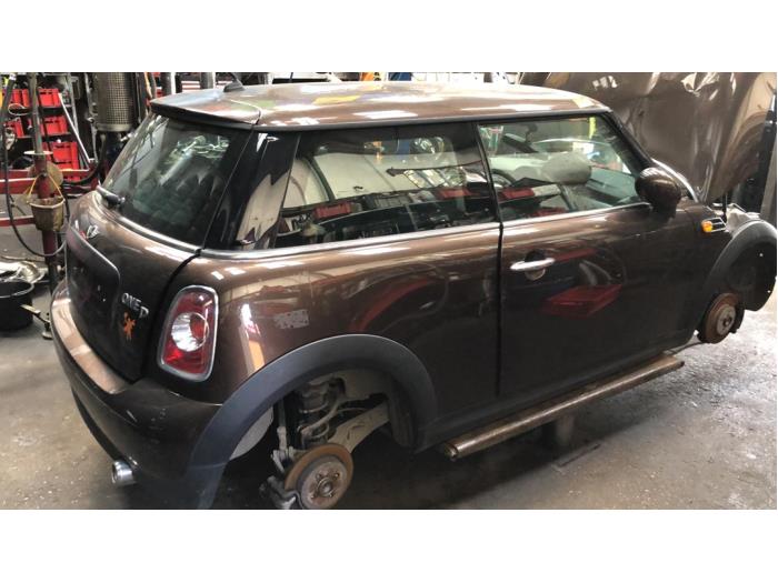 Begagnade Baklucka Mini Mini (R56) 1.6 One D 16V Pris € 275,00 Marginaltabell erbjuds av autodemontage denollen