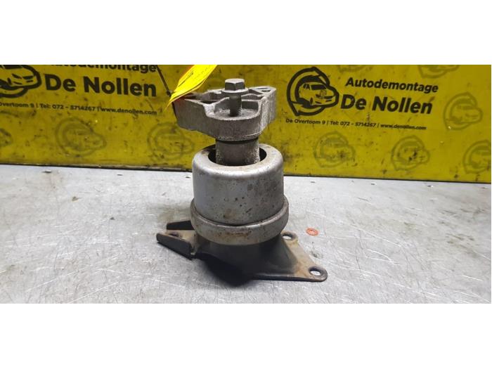 Usagé Support moteur Volkswagen Transporter T5 2.0 TDI DRF Prix € 40,00 Règlement à la marge proposé par autodemontage denollen