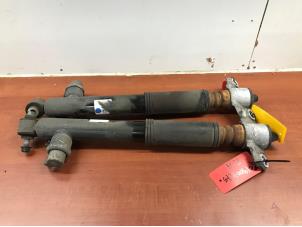 Used Shock absorber kit Hyundai i30 (PDEB5/PDEBB/PDEBD/PDEBE) 2.0 N Turbo 16V Performance Pack Price on request offered by de Nollen autorecycling