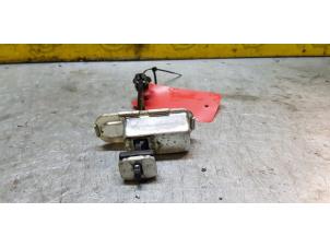 Used Front door stop 4-door, left Hyundai i30 (PDEB5/PDEBB/PDEBD/PDEBE) 2.0 N Turbo 16V Performance Pack Price on request offered by de Nollen autorecycling