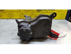 Used Expansion vessel BMW Z4 Roadster (E89) sDrive 23i 2.5 24V Price € 30,25 Inclusive VAT offered by de Nollen autorecycling