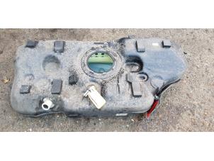 Used Tank Hyundai i30 (PDEB5/PDEBB/PDEBD/PDEBE) 2.0 N Turbo 16V Performance Pack Price € 393,25 Inclusive VAT offered by de Nollen autorecycling