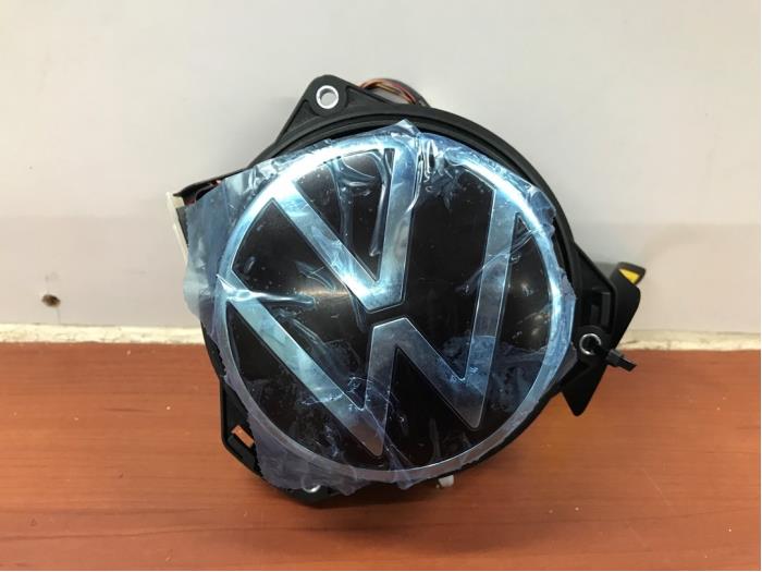 Usagé Serrure de coffre Volkswagen Golf VIII (CD1) 1.0 TSI 12V Prix € 363,00 Prix TTC proposé par autodemontage denollen