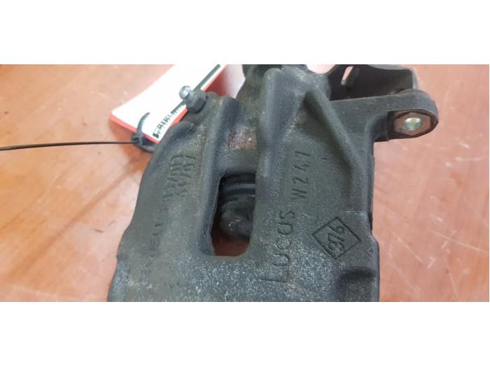 Rear brake calliper, left from a Fiat Talento 1.6 MultiJet Biturbo 120 2018