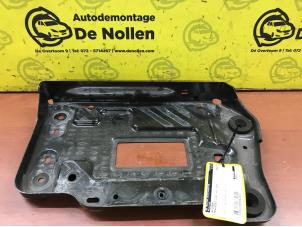 Used Battery box Mercedes CLA (117.3) 2.0 AMG CLA-45 Turbo 16V Price € 22,99 Inclusive VAT offered by de Nollen autorecycling