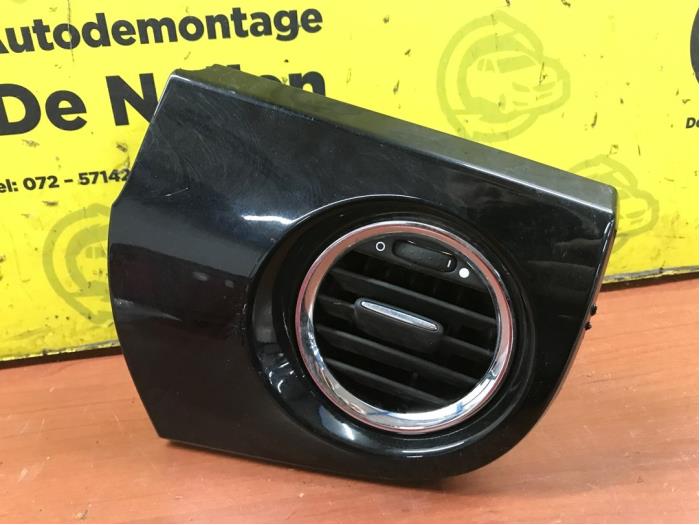 Fan other from a Fiat 500 (312) 1.3 MJTD 16V 2008