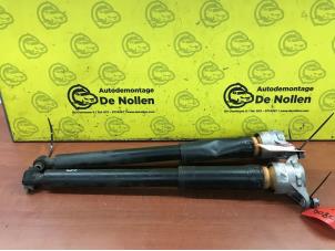 Used Shock absorber kit Mercedes CLA (117.3) 2.0 AMG CLA-45 Turbo 16V Price € 90,75 Inclusive VAT offered by de Nollen autorecycling
