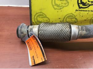 Used Exhaust middle section Peugeot 206 (2A/C/H/J/S) 1.4 16V Price € 35,00 Margin scheme offered by de Nollen autorecycling