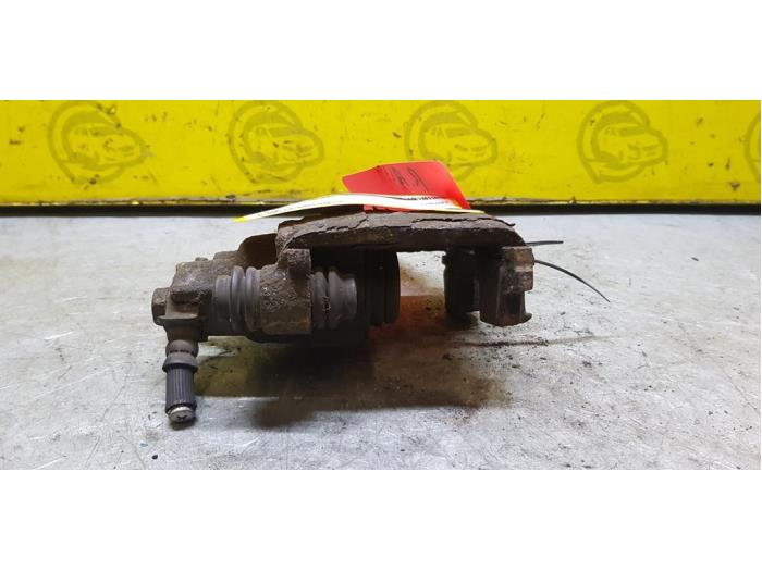 Gebrauchte Bremszange rechts hinten Chrysler PT Cruiser 2.2 CRD 16V Preis € 50,00 Margenregelung angeboten von autodemontage denollen