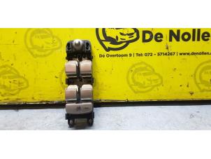 Used Electric window switch Jaguar XF (CC9) 2.7 D V6 24V Price on request offered by de Nollen autorecycling