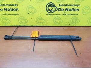 Used Set of tailgate gas struts Volvo V50 (MW) 2.0 D 16V Price € 19,99 Margin scheme offered by de Nollen autorecycling