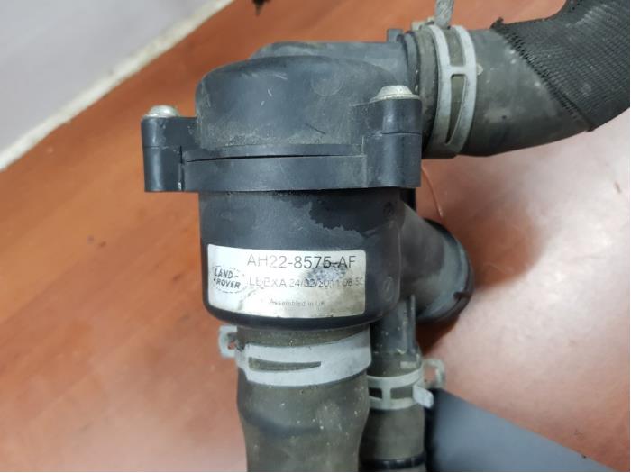 Thermostat housing Landrover Range Rover Sport 3.0 S TDV6 AH228K515AA